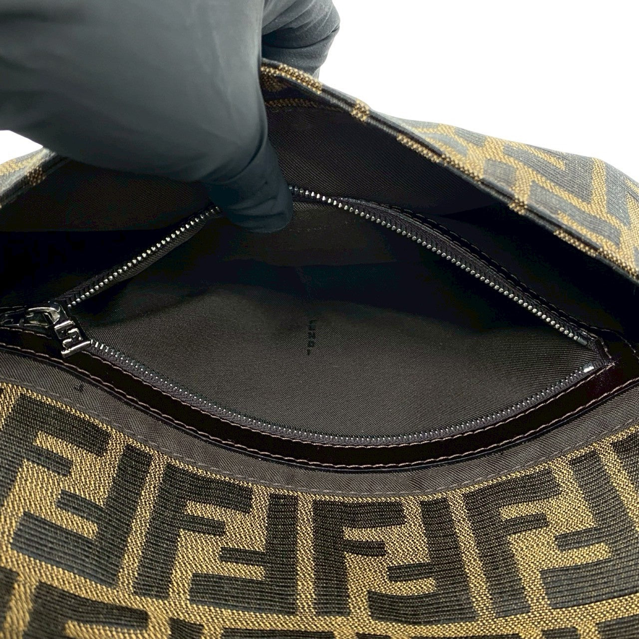 FENDI フェンディ (Vintage) マンマバケット ショルダーバッグ 10