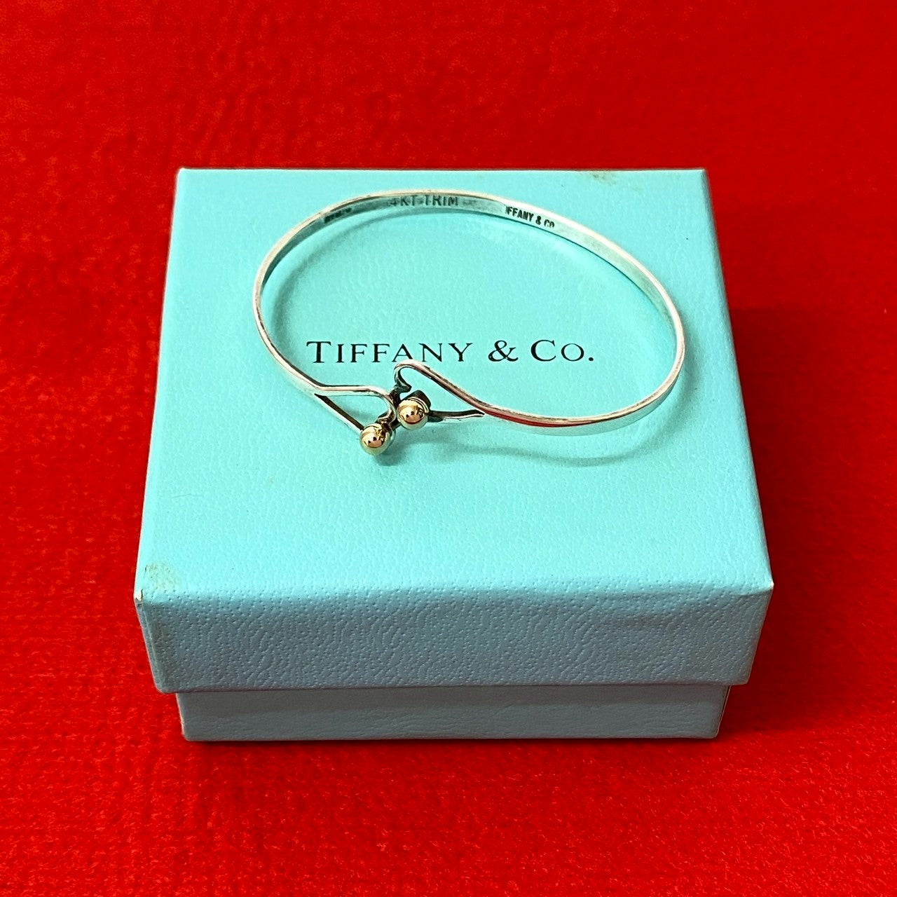 TIFFANY&Co. フック&アイ ダブルハート バングル