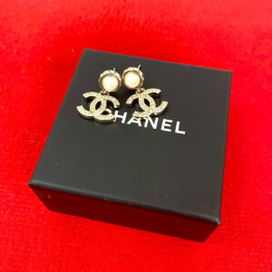 CHANEL シャネル ピアス