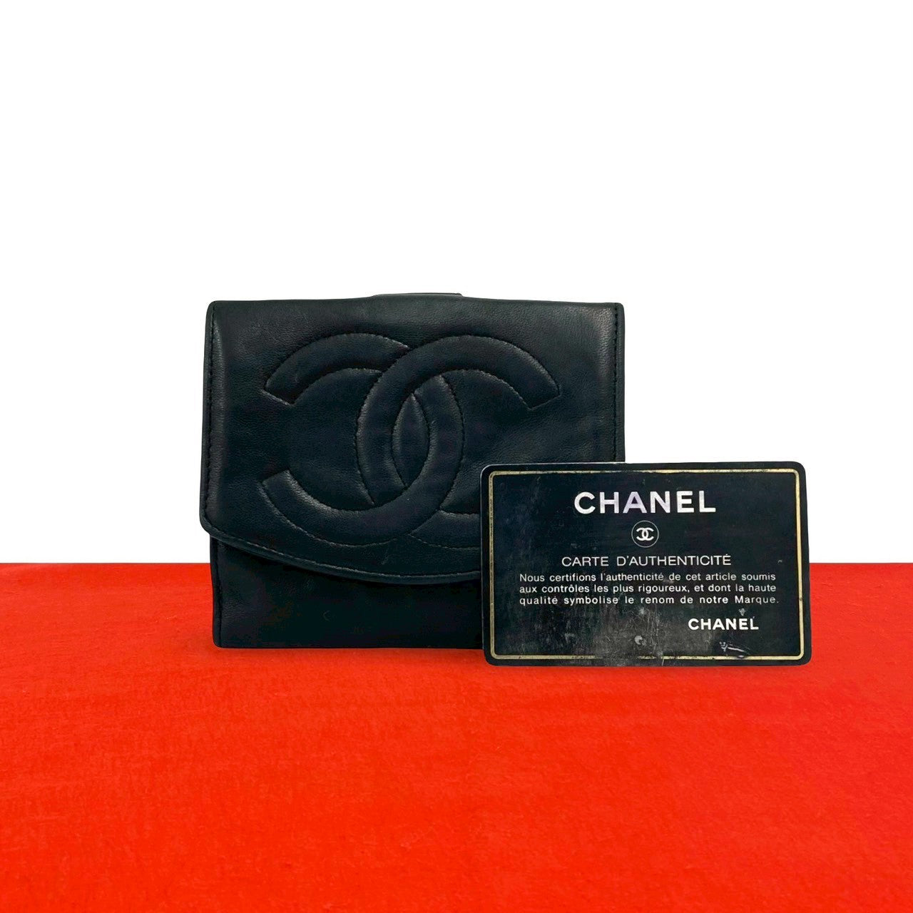 CHANEL シャネル (Vintage) 二つ折り財布