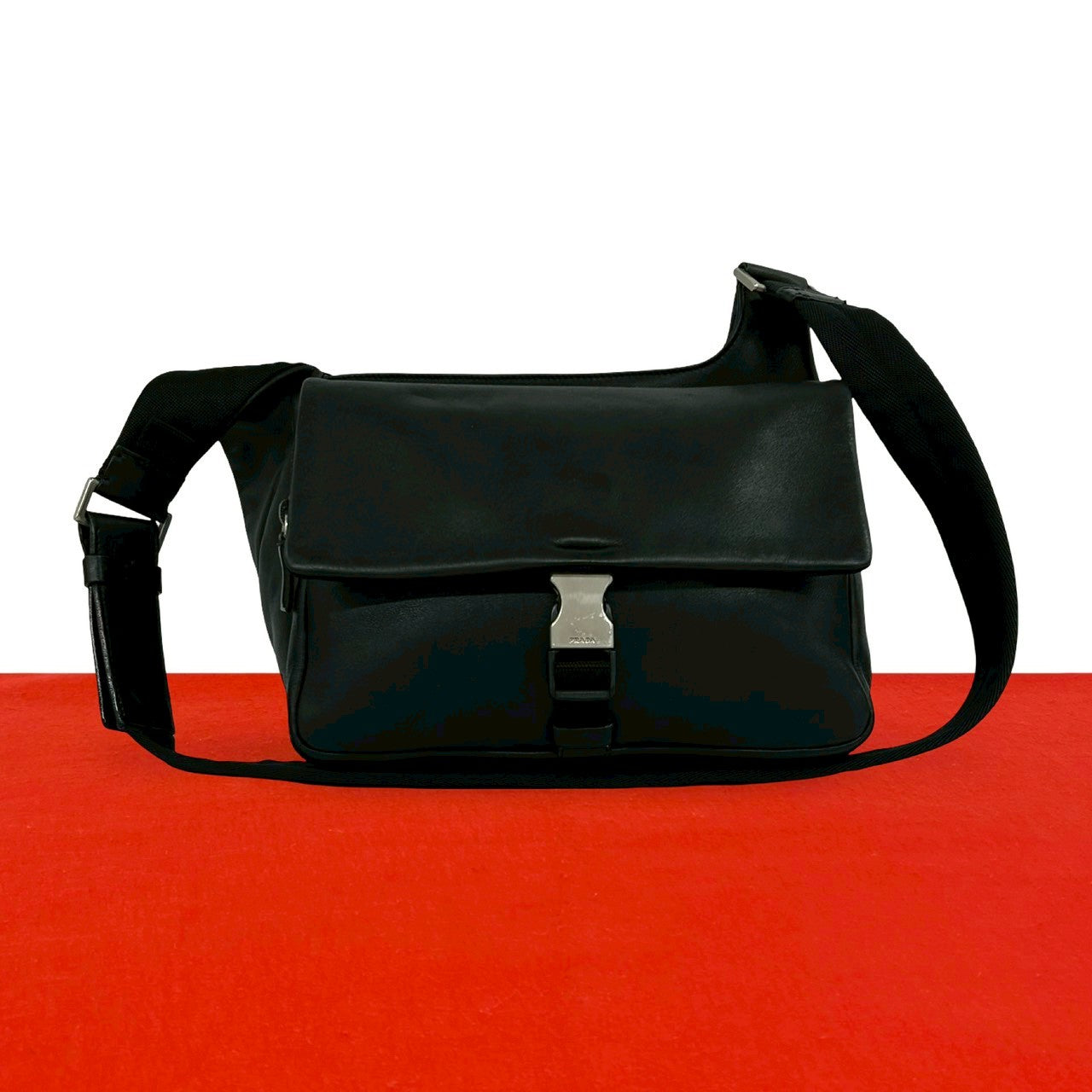 PRADA プラダ ショルダーバッグ