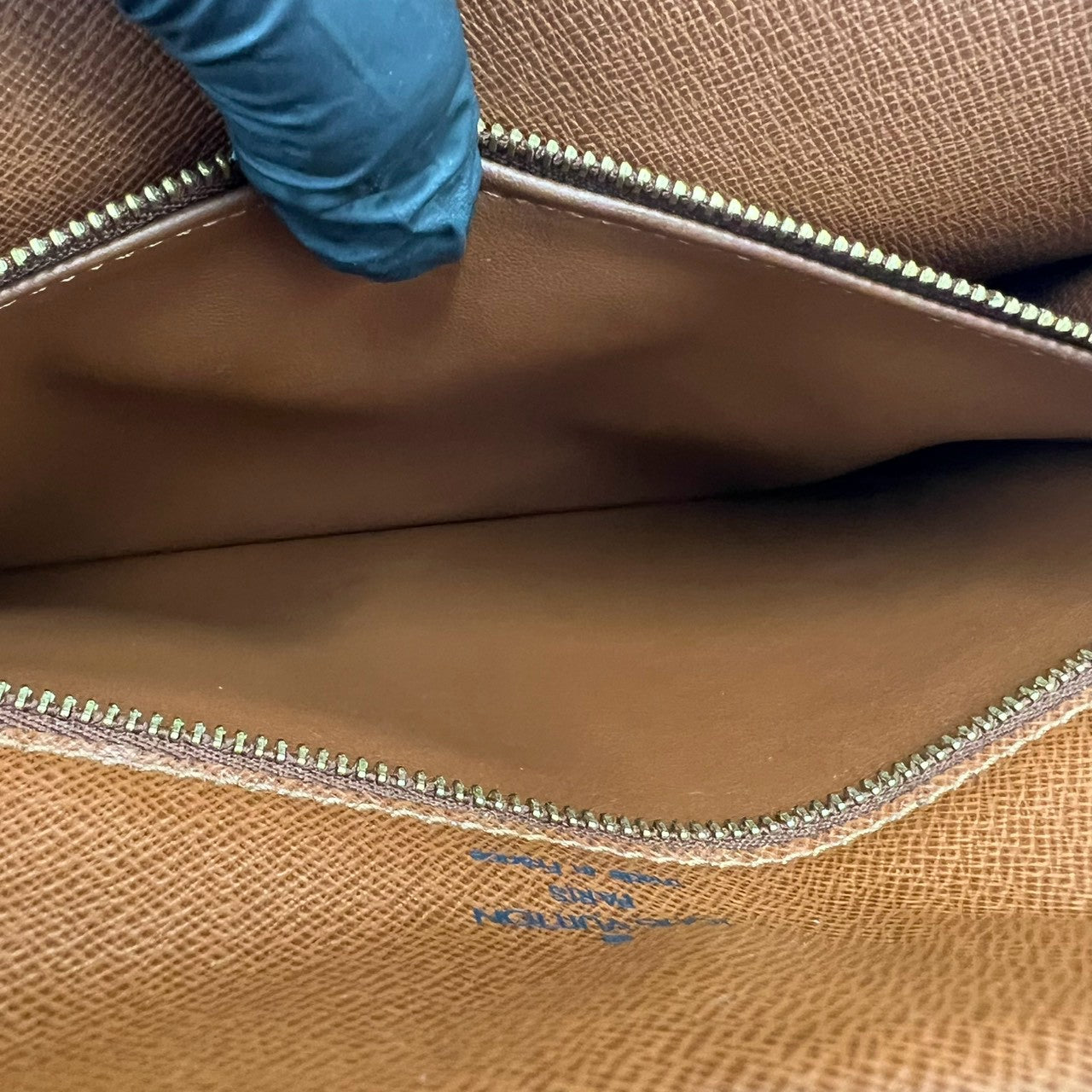 LOUIS VUITTON ルイヴィトン (Vintage) モンソー ショルダーバッグ 10