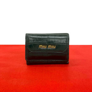 MIUMIU ミュウミュウ 三つ折り財布
