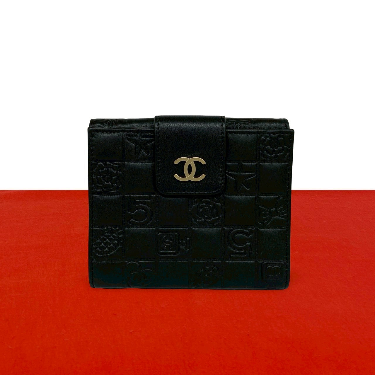 CHANEL シャネル 二つ折り財布