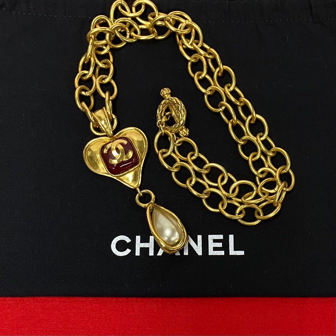 CHANEL Vintage グリポア