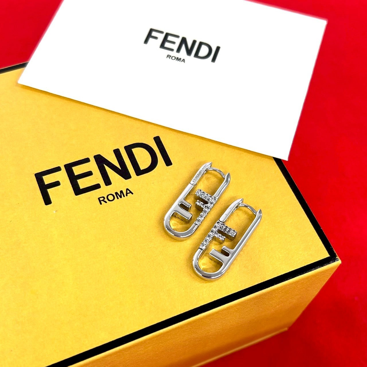 FENDI フェンディ オーロック ピアス