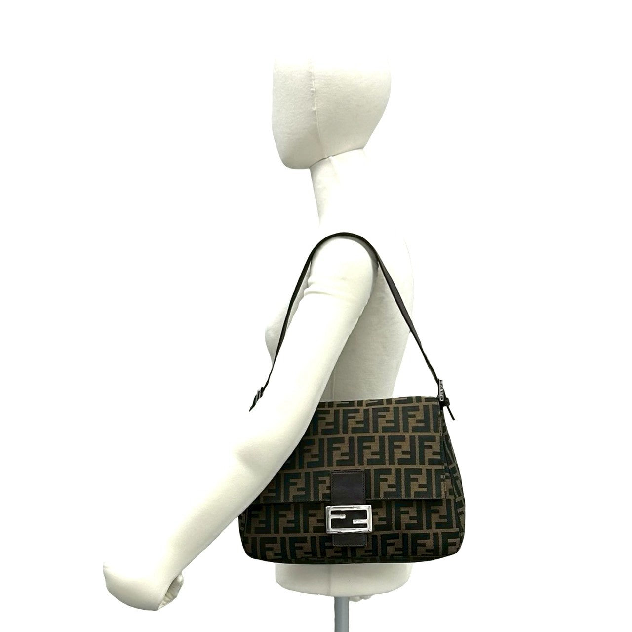 FENDI フェンディ マンマバケット ショルダーバッグ 2
