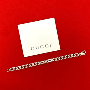 GUCCI ノット インフィニティ ブレスレット