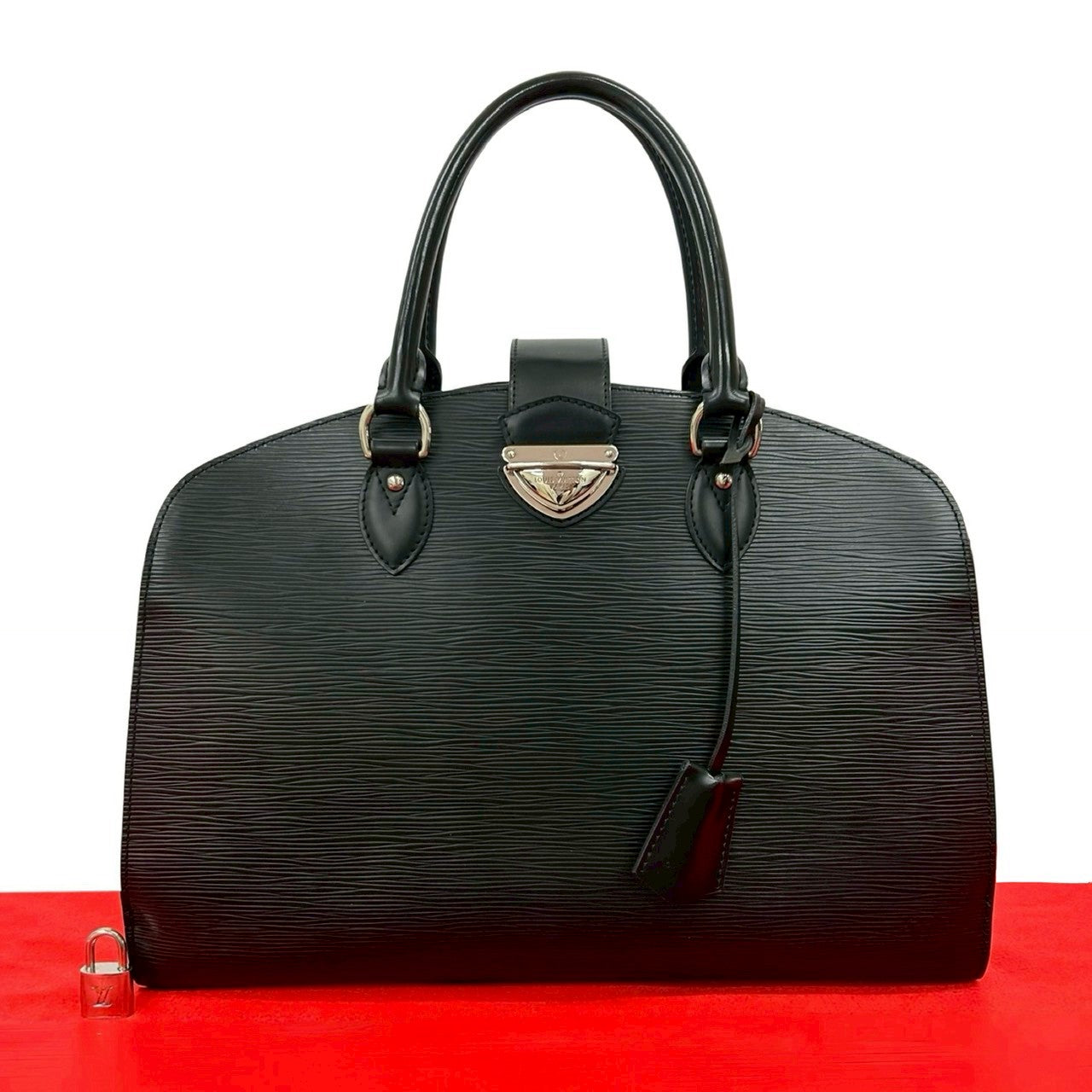 LOUIS VUITTON ルイヴィトン ポンヌフ GM ハンドバッグ