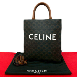 CELINE トリオンフ バーティカル カバ スモール