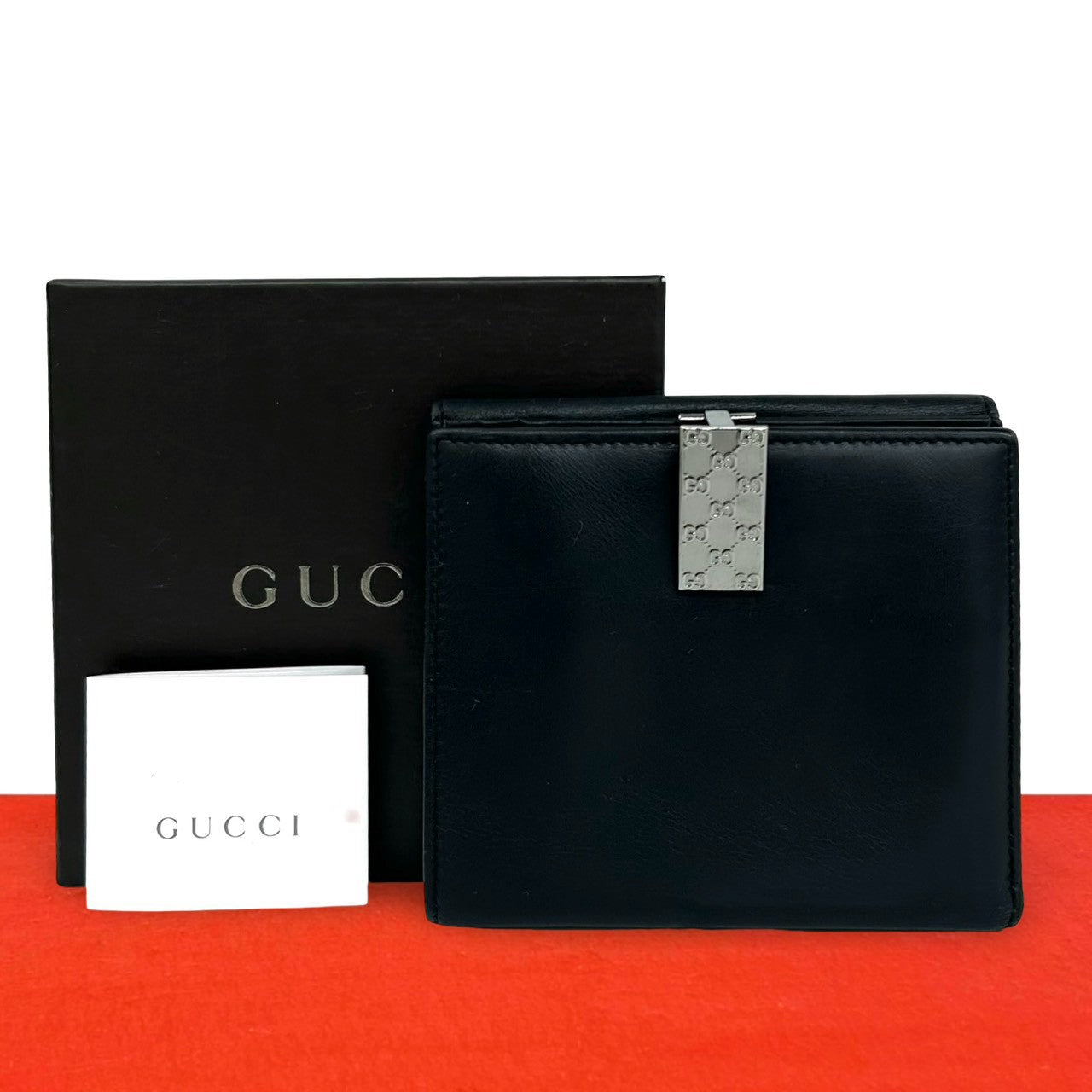 GUCCI グッチ 二つ折り財布