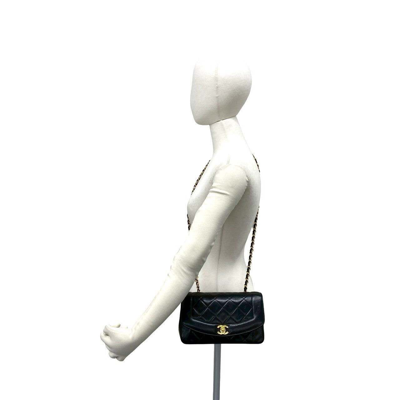 CHANEL シャネル (Vintage) ダイアナ ョルダーバッグ 2