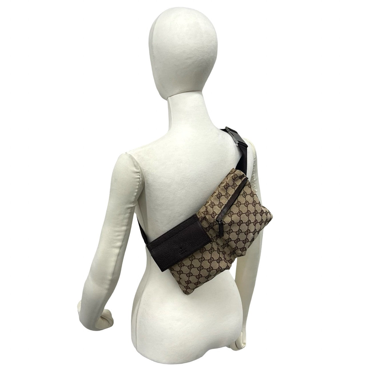 GUCCI グッチ ボディバッグ 2