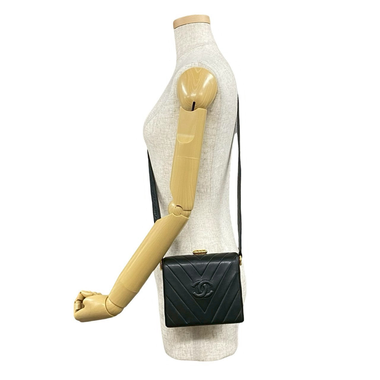 CHANEL Vintage 2