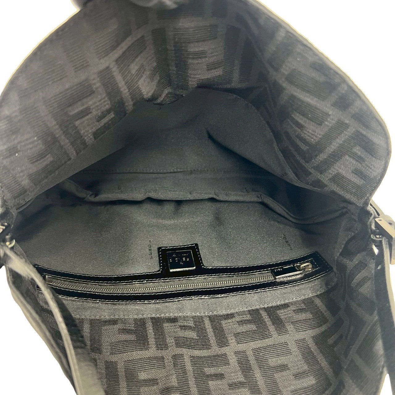 FENDI フェンディ ショルダーバッグ 9