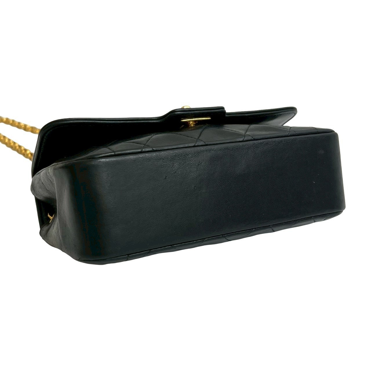 CHANEL Vintage 7