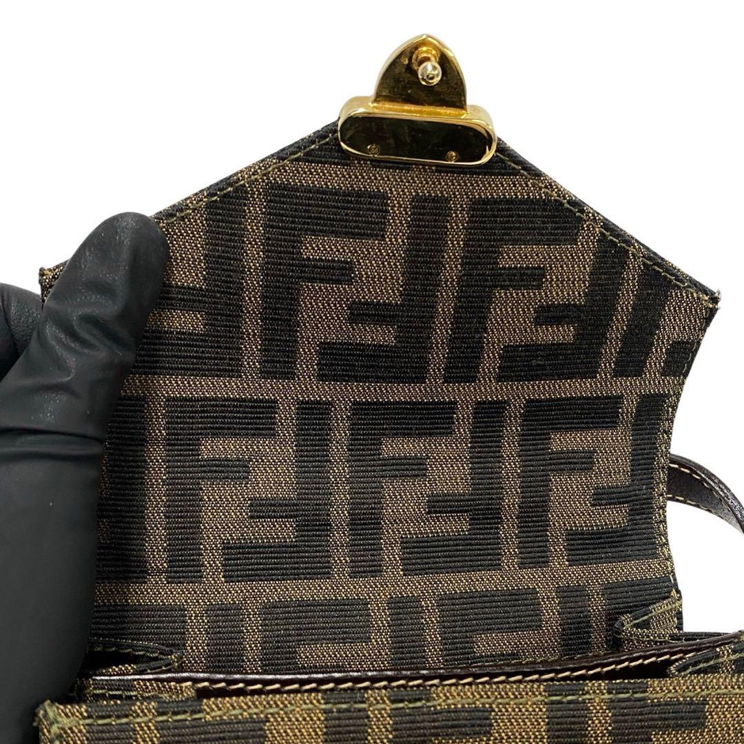 FENDI Vintage 8