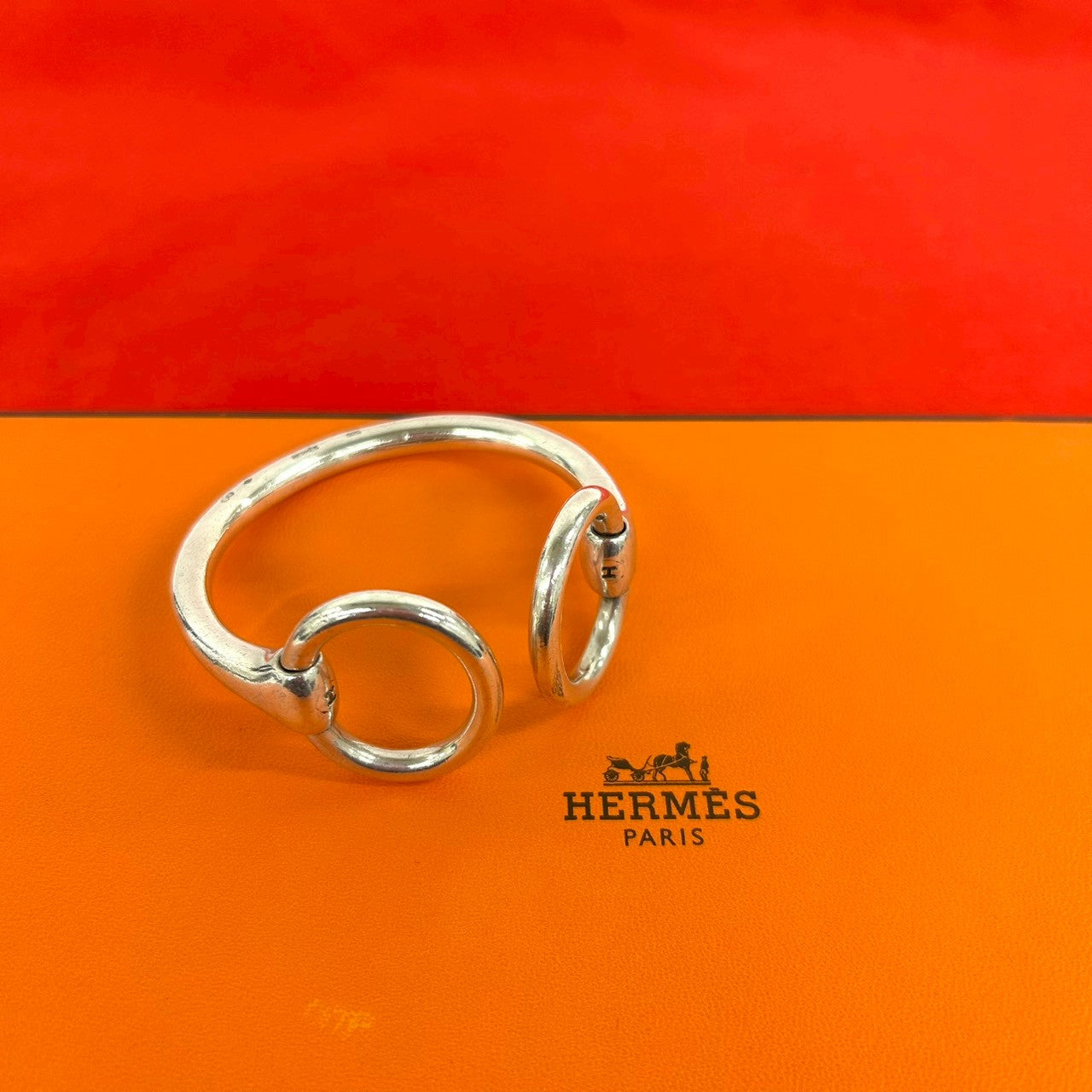 HERMES エルメス ナウシカ バングル