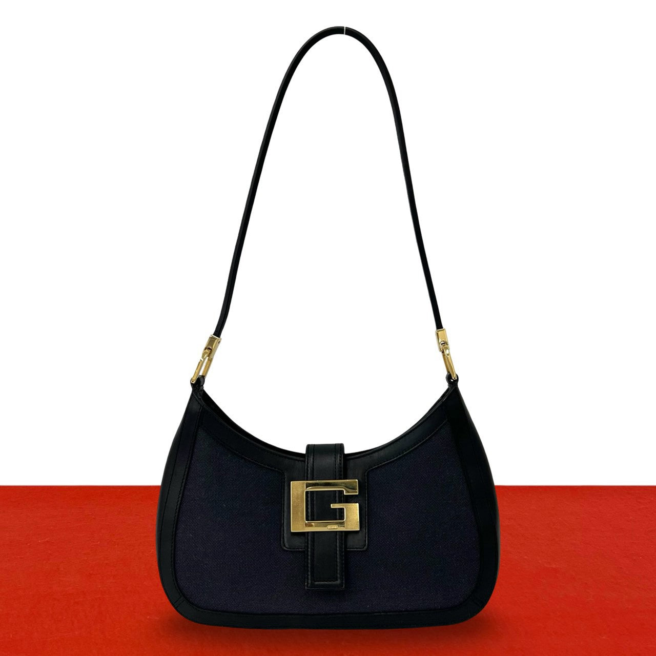 GUCCI グッチ ショルダーバッグ