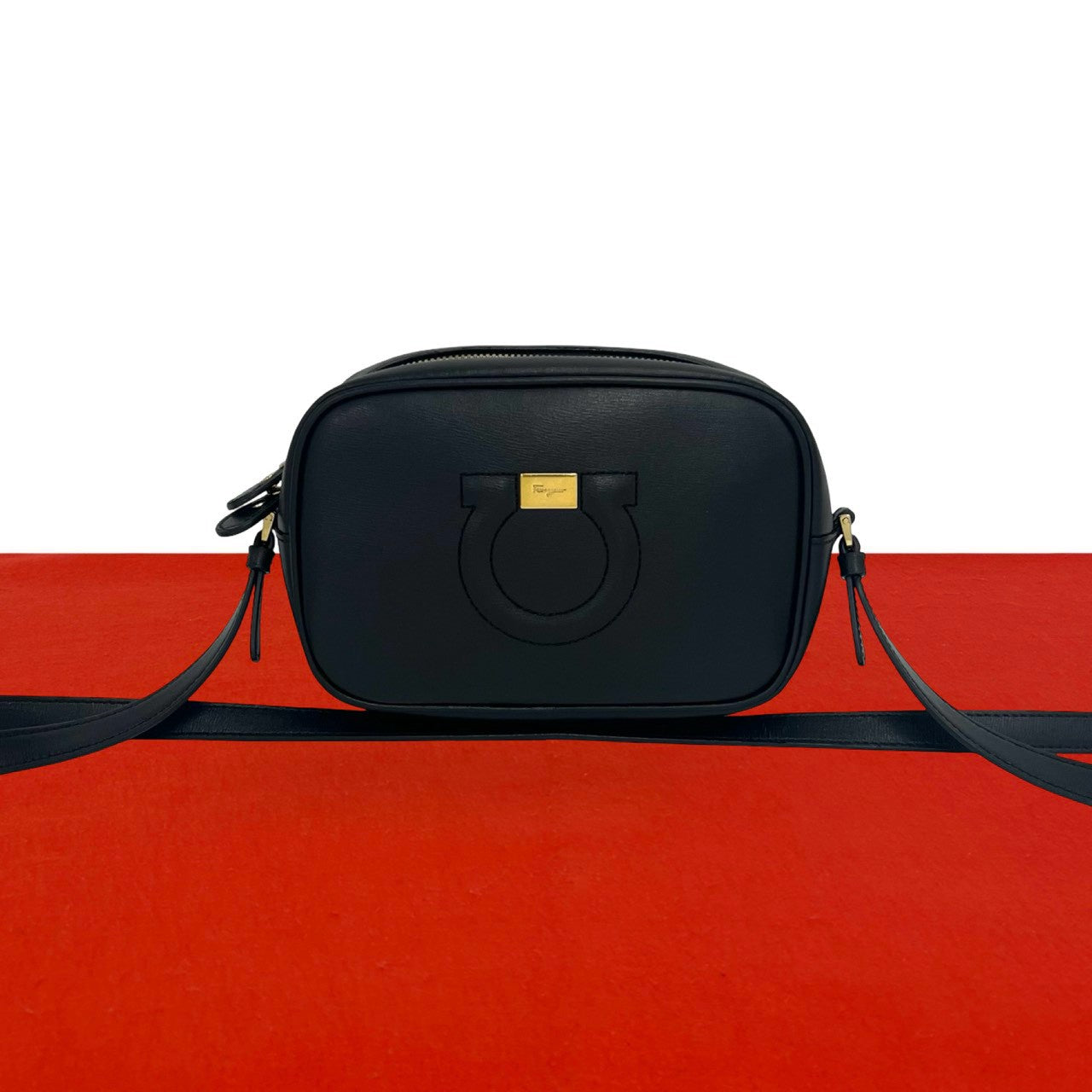 Salvatore Ferragamo サルヴァトーレフェラガモ ショルダーバッグ