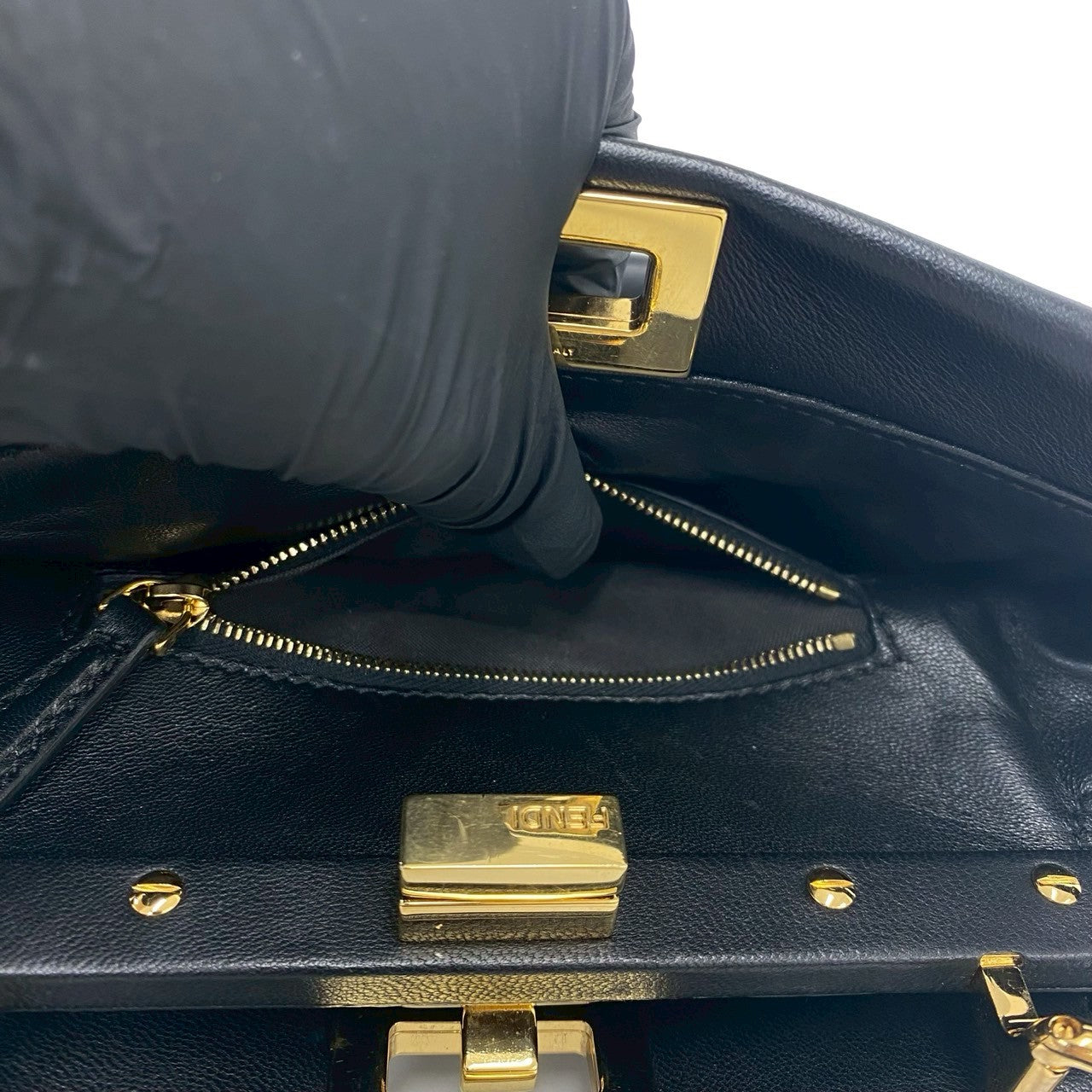 FENDI フェンディ ピーカブー ミニ ショルダーバッグ 10