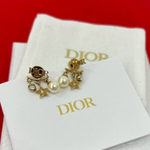 Christian Dior ディオール ディオレボリューション ピアス