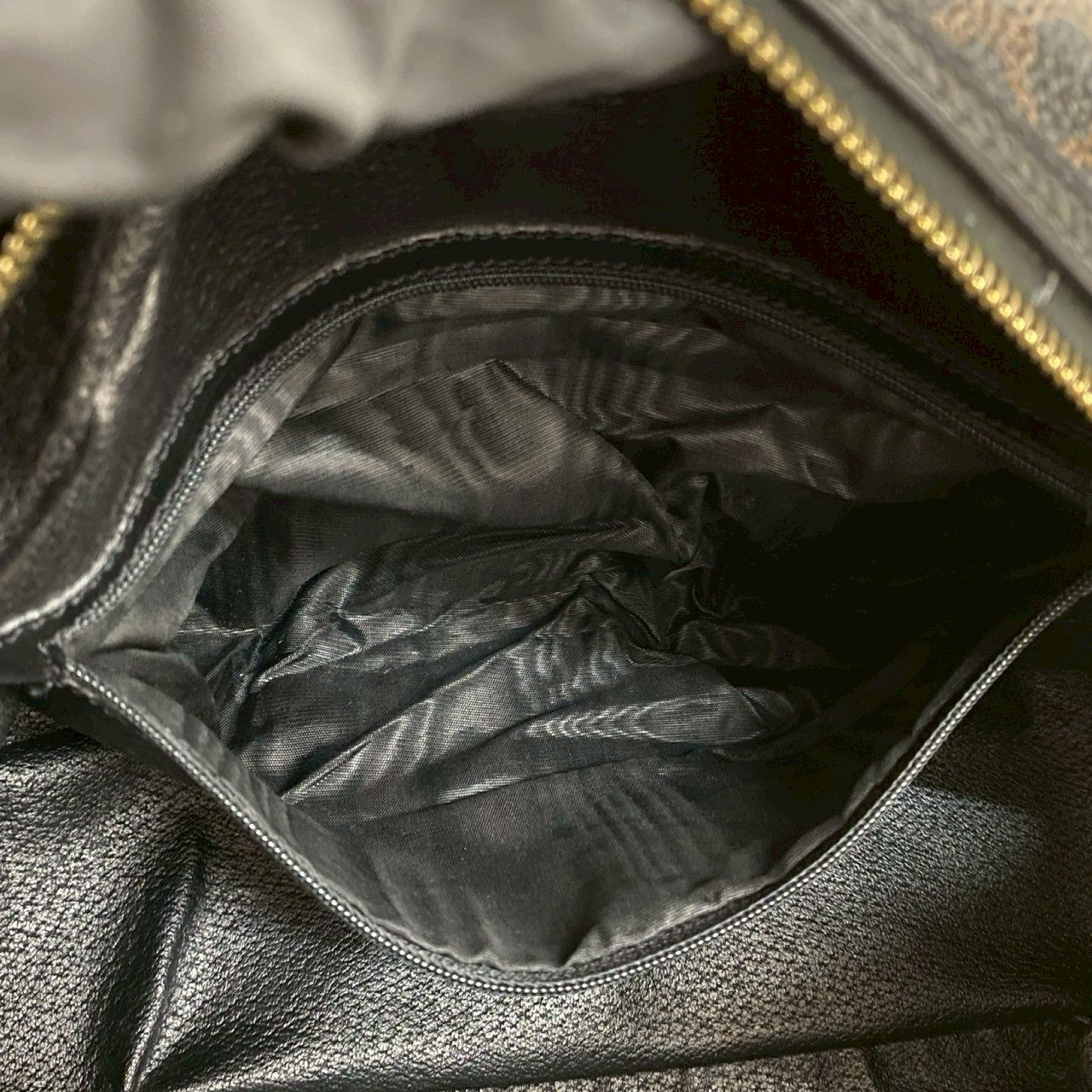 CELINE Vintage 10
