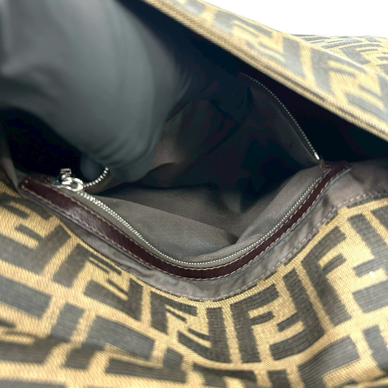 FENDI フェンディ (Vintage) マンマバケット ショルダーバッグ 10