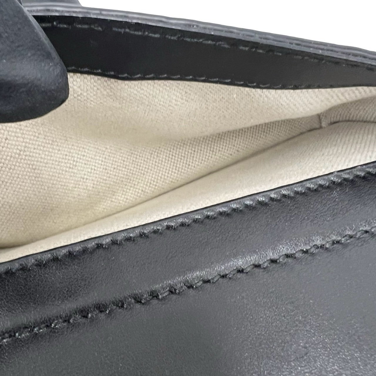 GUCCI グッチ ボディバッグ 10