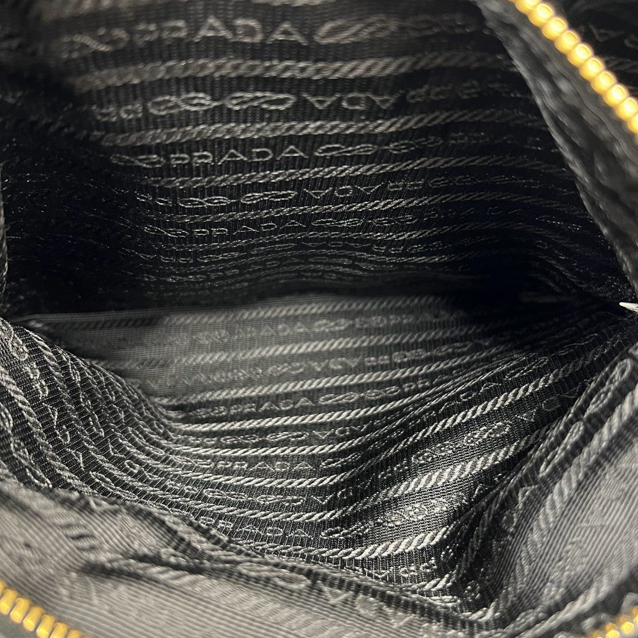 PRADA プラダ ショルダーバッグ 10