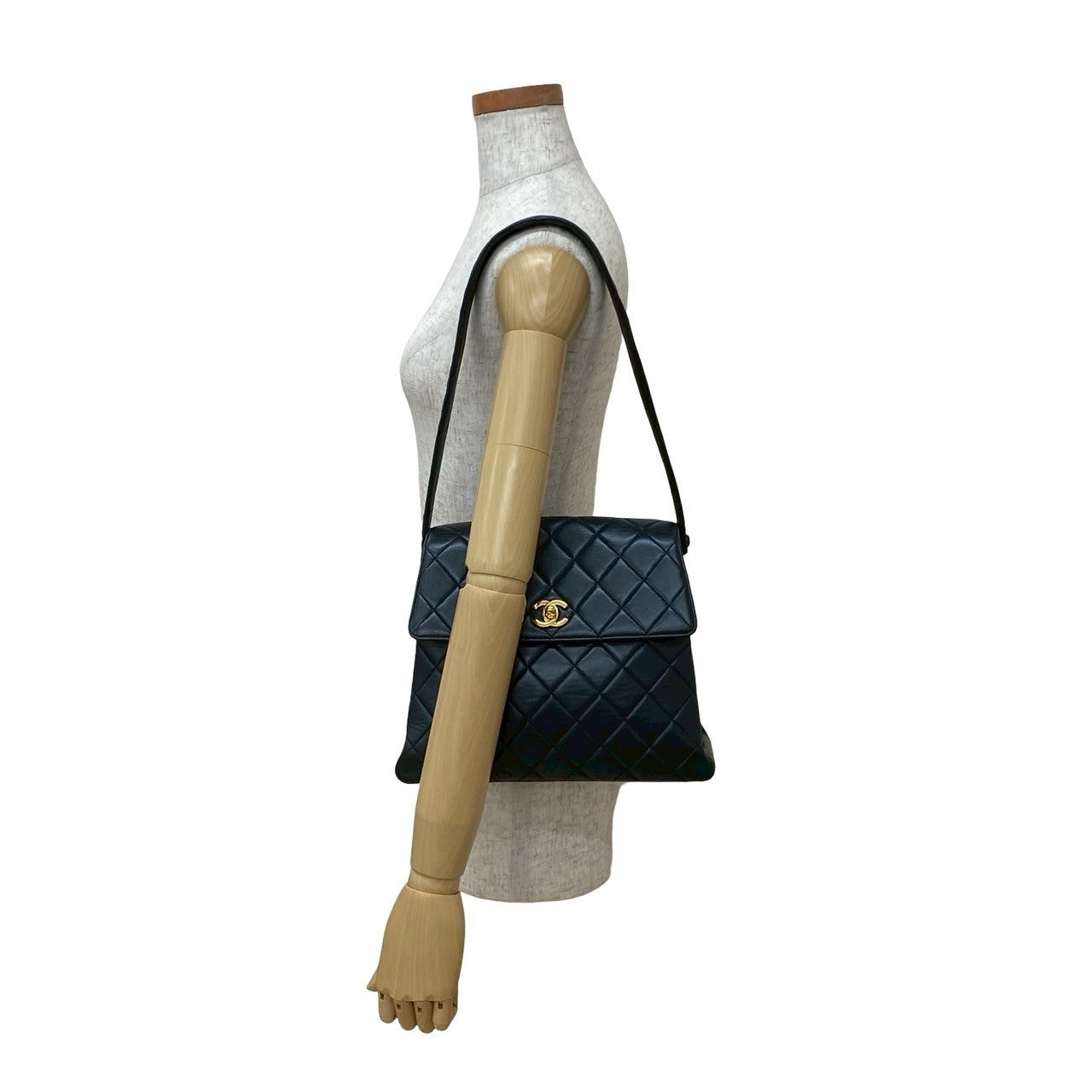 CHANEL Vintage 2