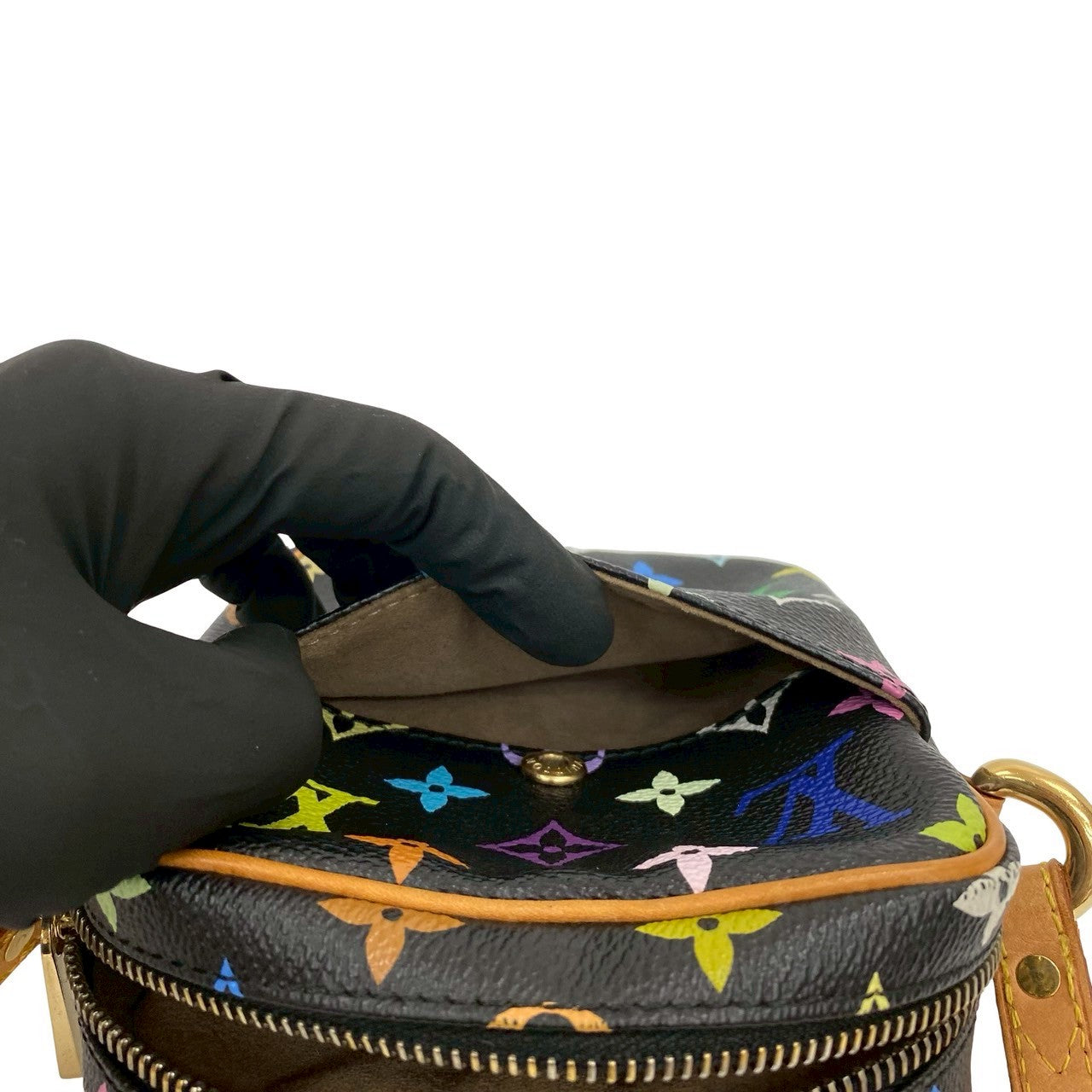 LOUIS VUITTON 10