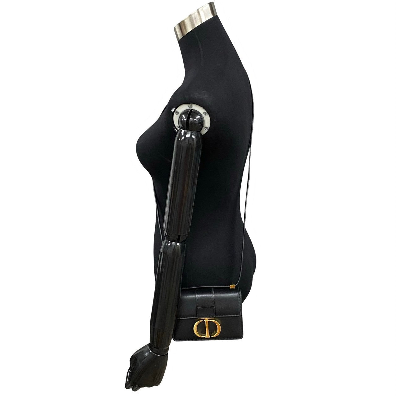 Christian Dior モンテーニュ 2