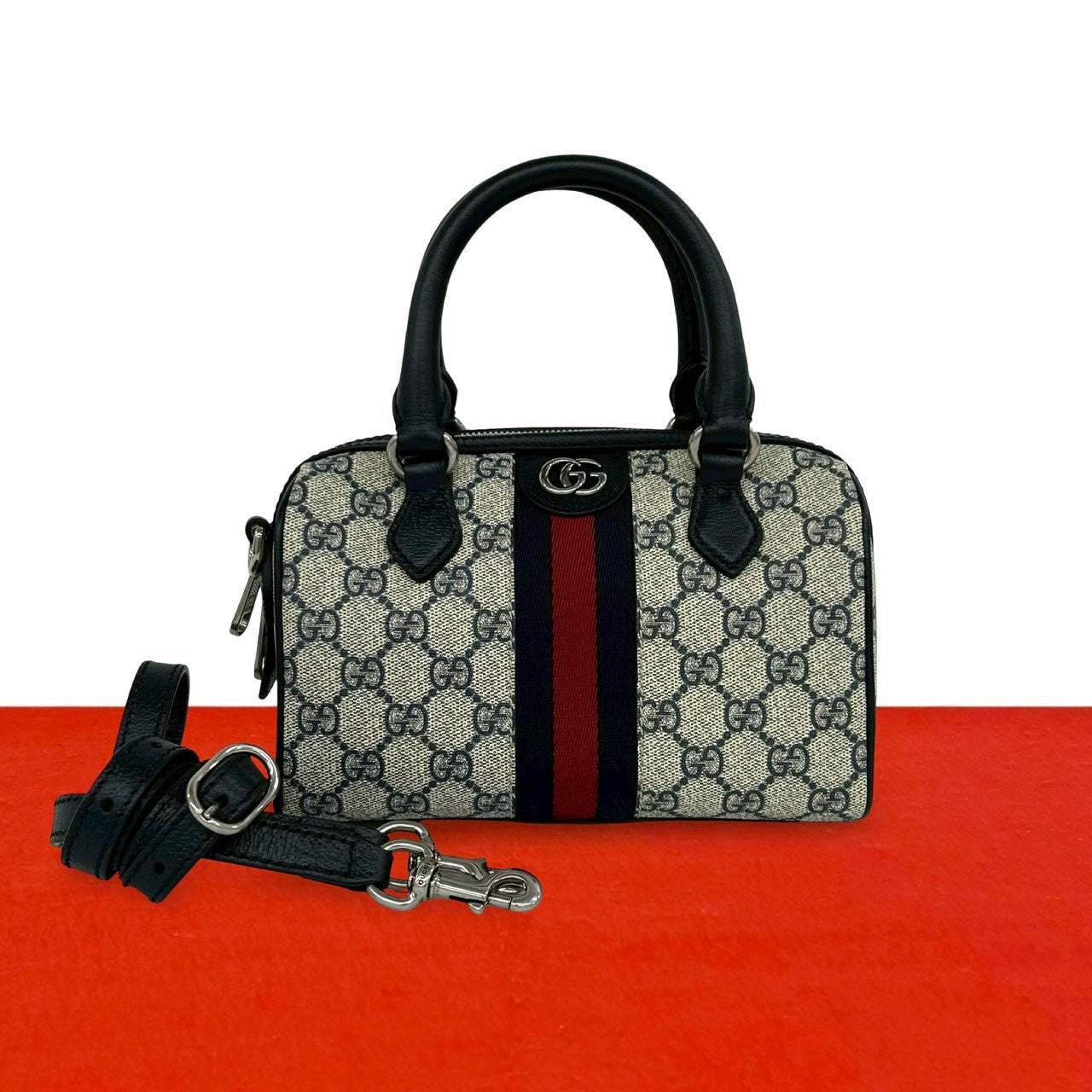 GUCCI グッチ ショルダーバッグ
