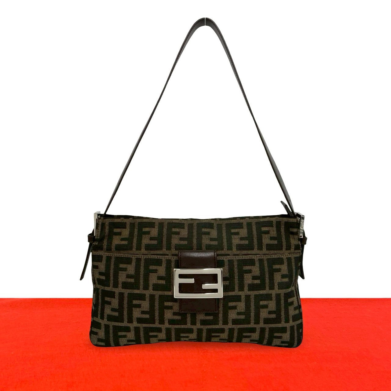 FENDI フェンディ ショルダーバッグ