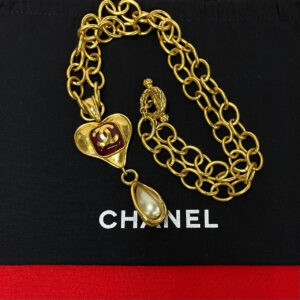 CHANEL Vintage グリポア