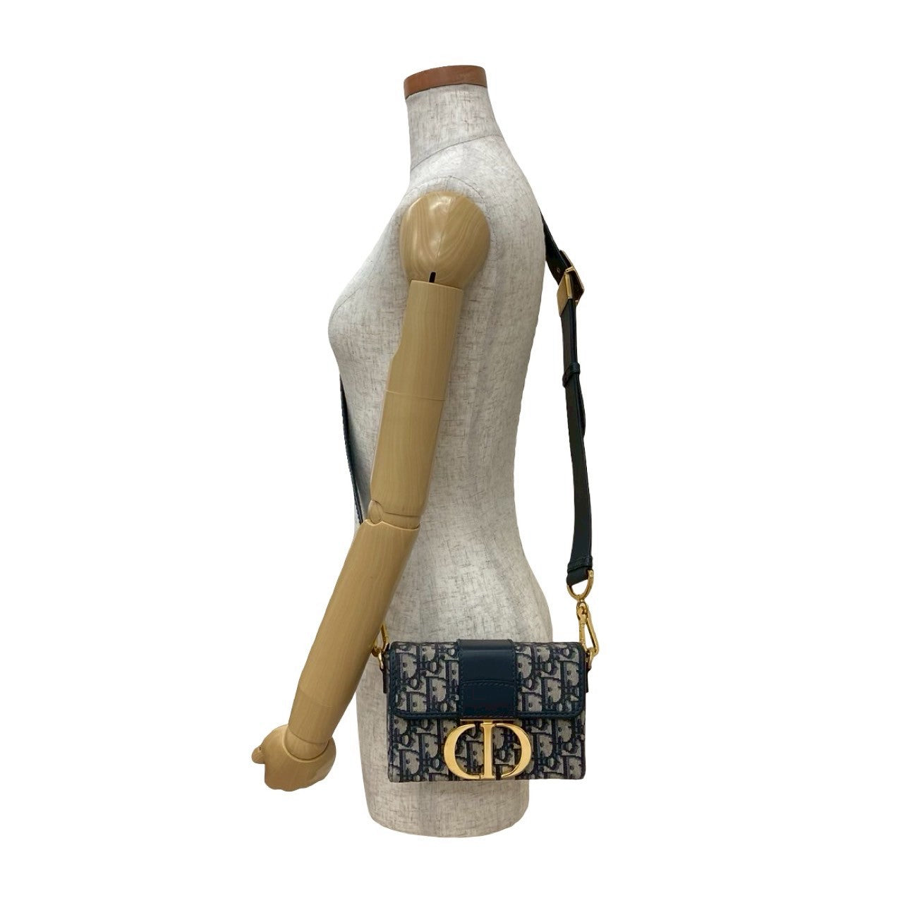 Christian Dior 30 モンテーニュ 2