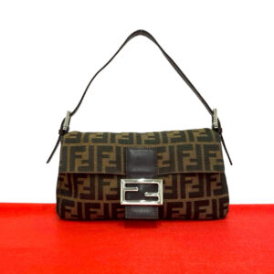 FENDI フェンディ マンマバケット ショルダーバッグ