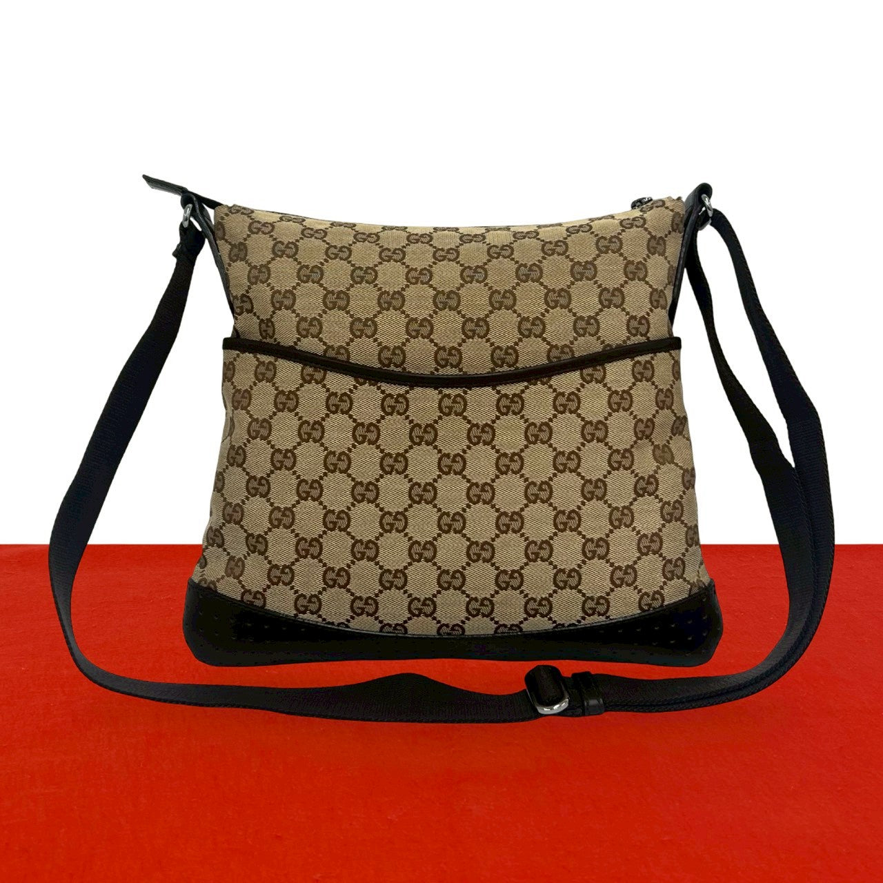 GUCCI グッチ ショルダーバッグ