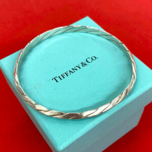 TIFFANY&Co. ティファニー ナイフエッジ ツイスト バングル ブレスレット