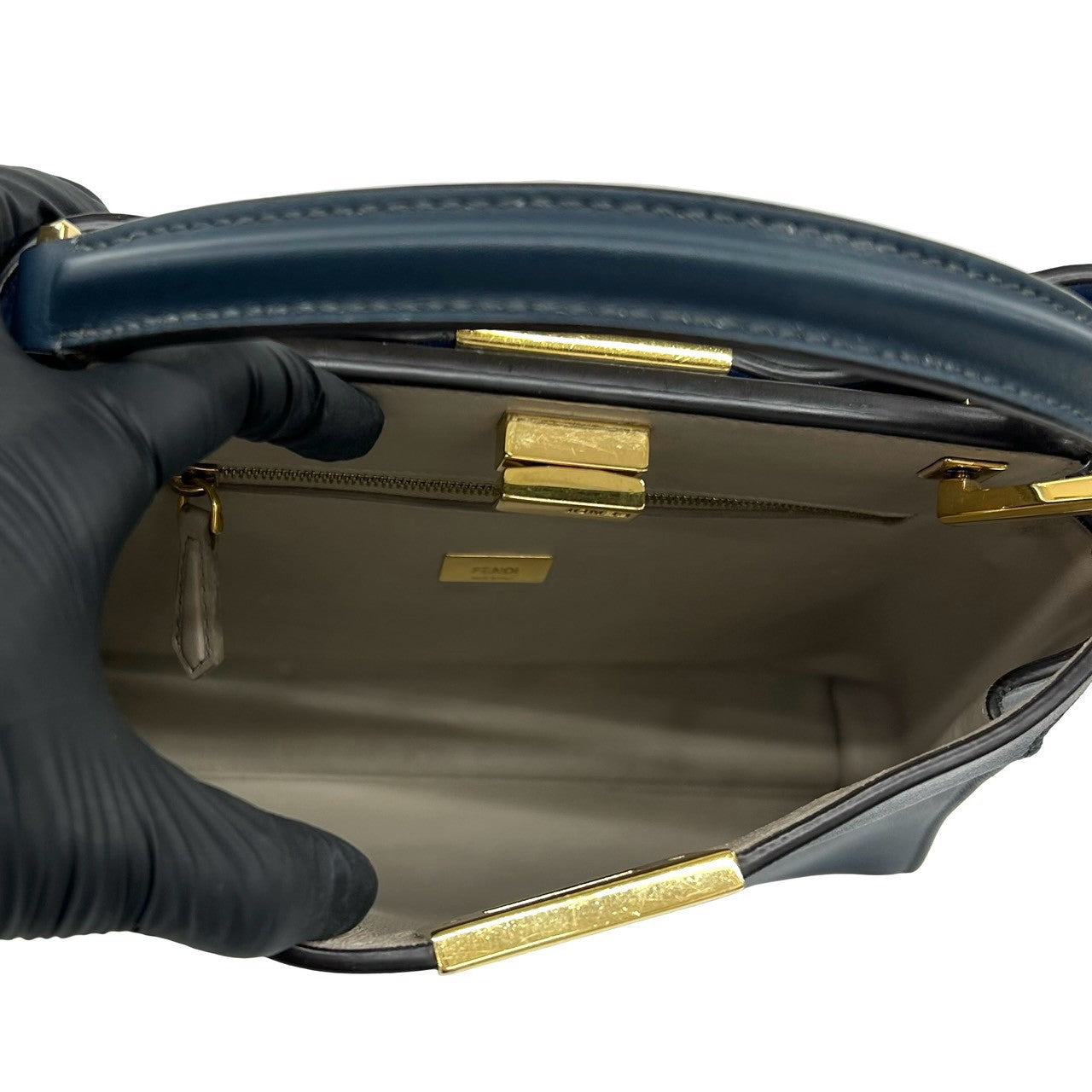 FENDI ピーカブー アイコニック エッセンシャリ― 10