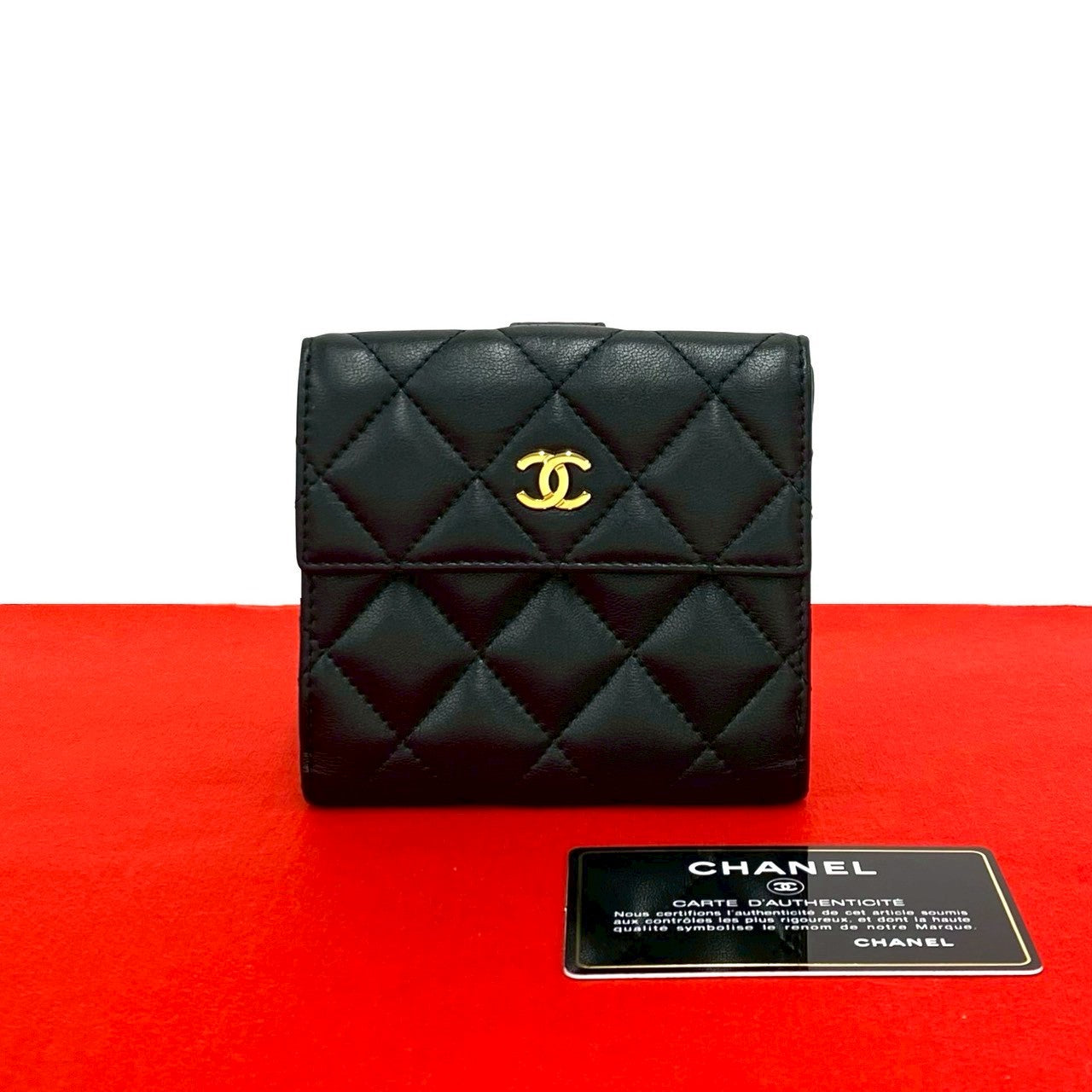 CHANEL シャネル 二つ折り財布