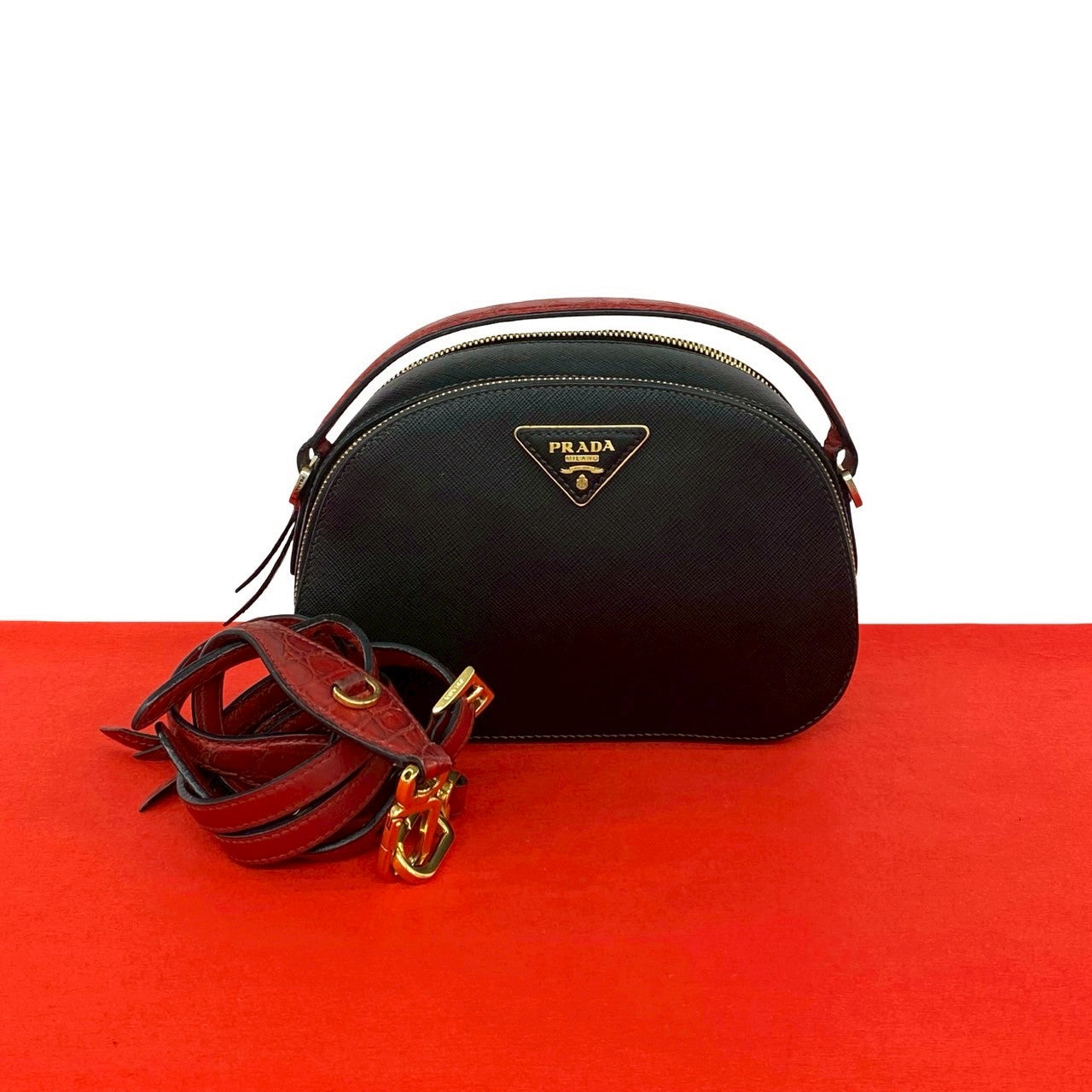 PRADA プラダ ショルダーバッグ