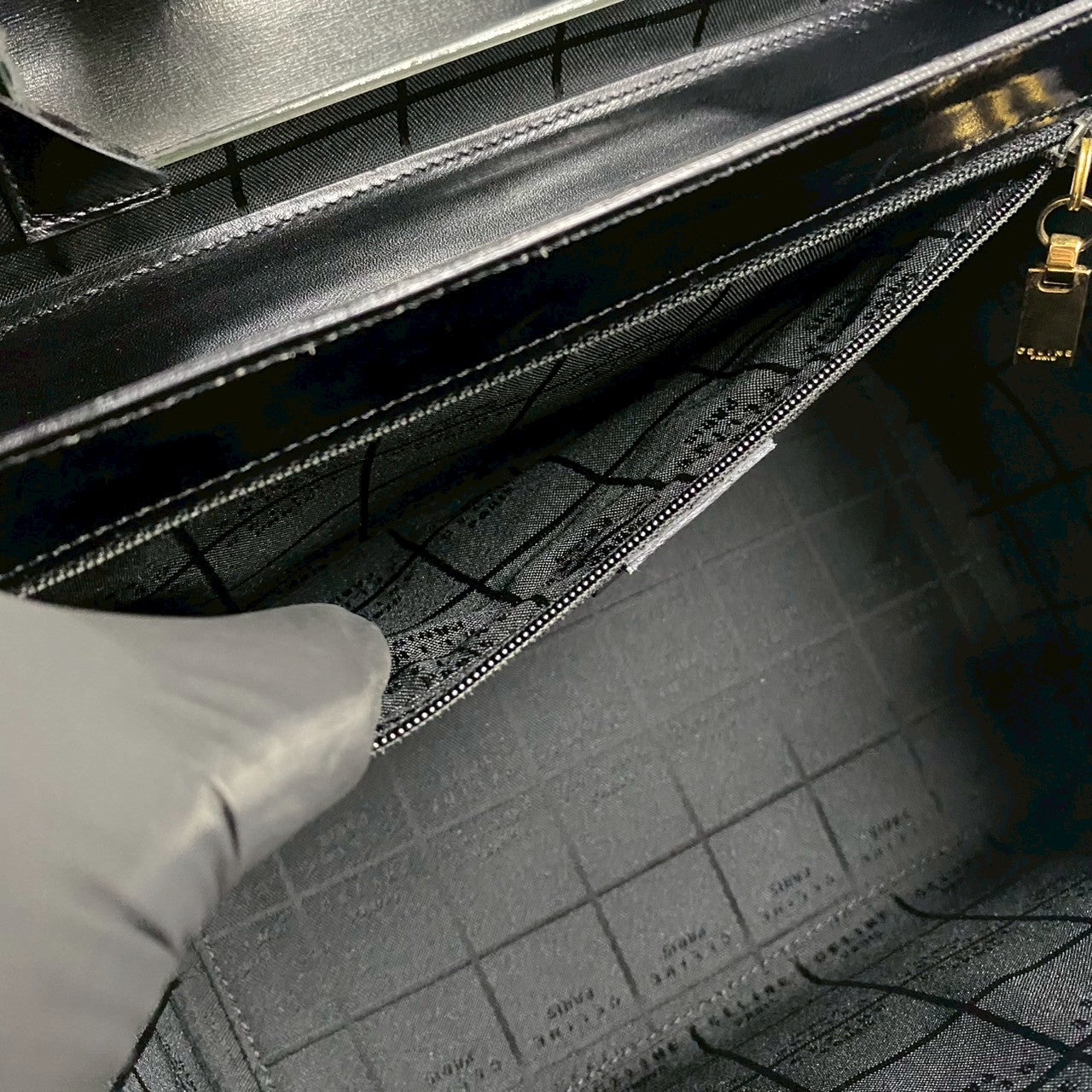 CELINE Vintage 9