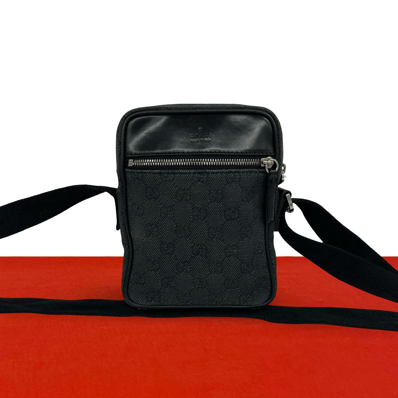 GUCCI グッチ ショルダーバッグ