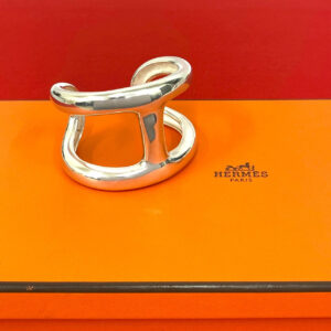 HERMES エルメス オスモズ バングル