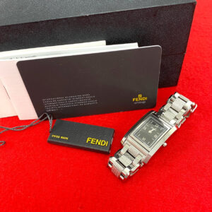 FENDI フェンディ ループ 7600L 腕時計