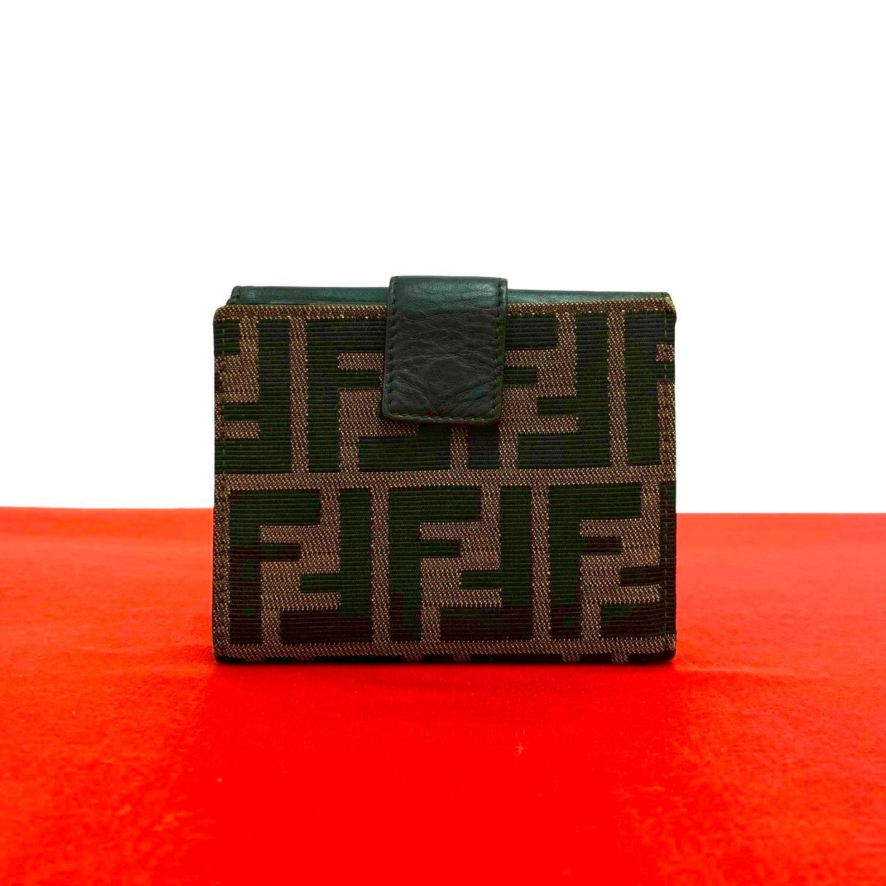 FENDI フェンディ 二つ折り財布