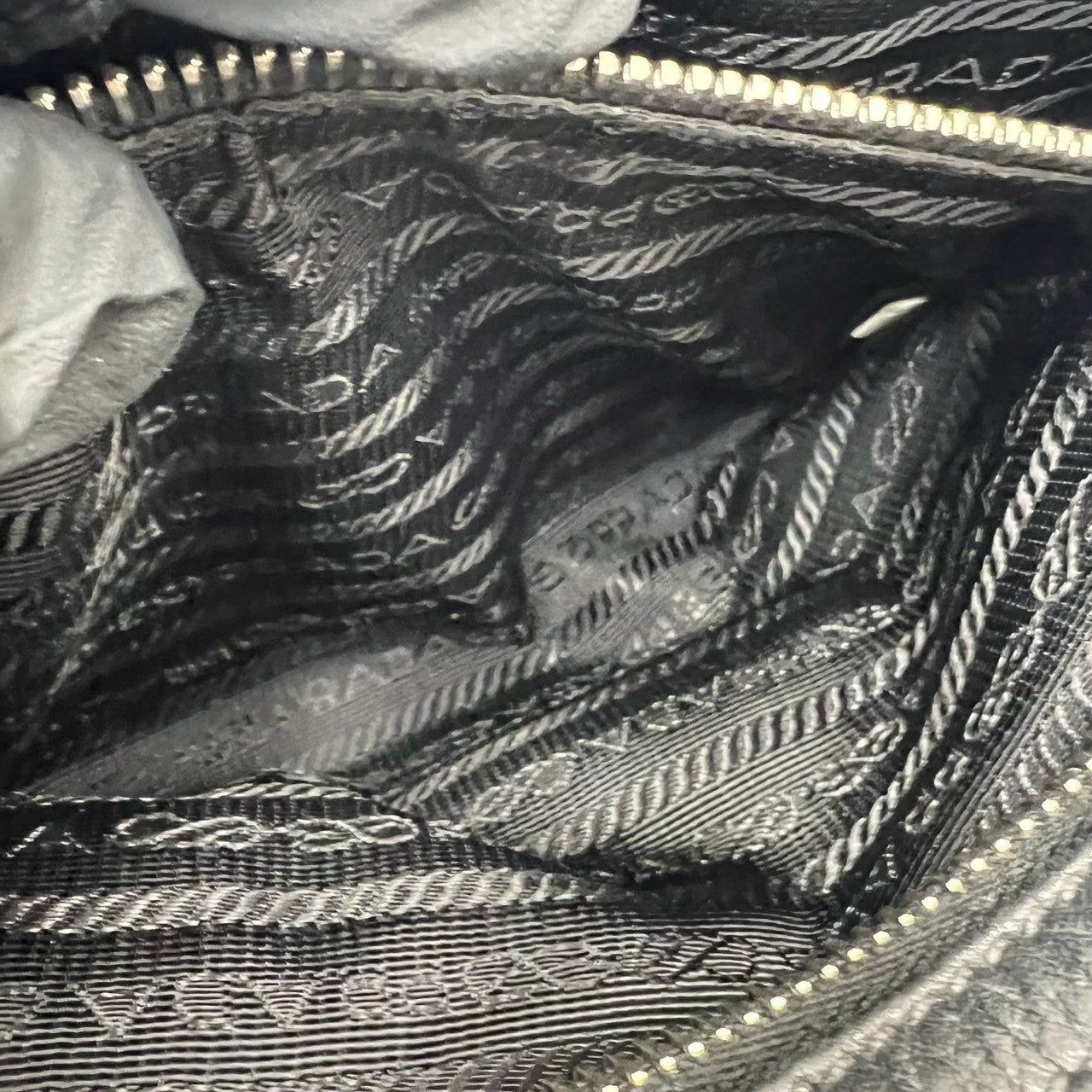 PRADA プラダ ショルダーバッグ 10