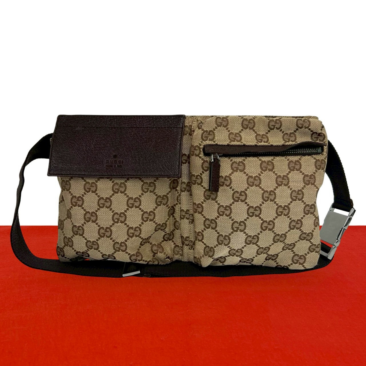 GUCCI グッチ ボディバッグ